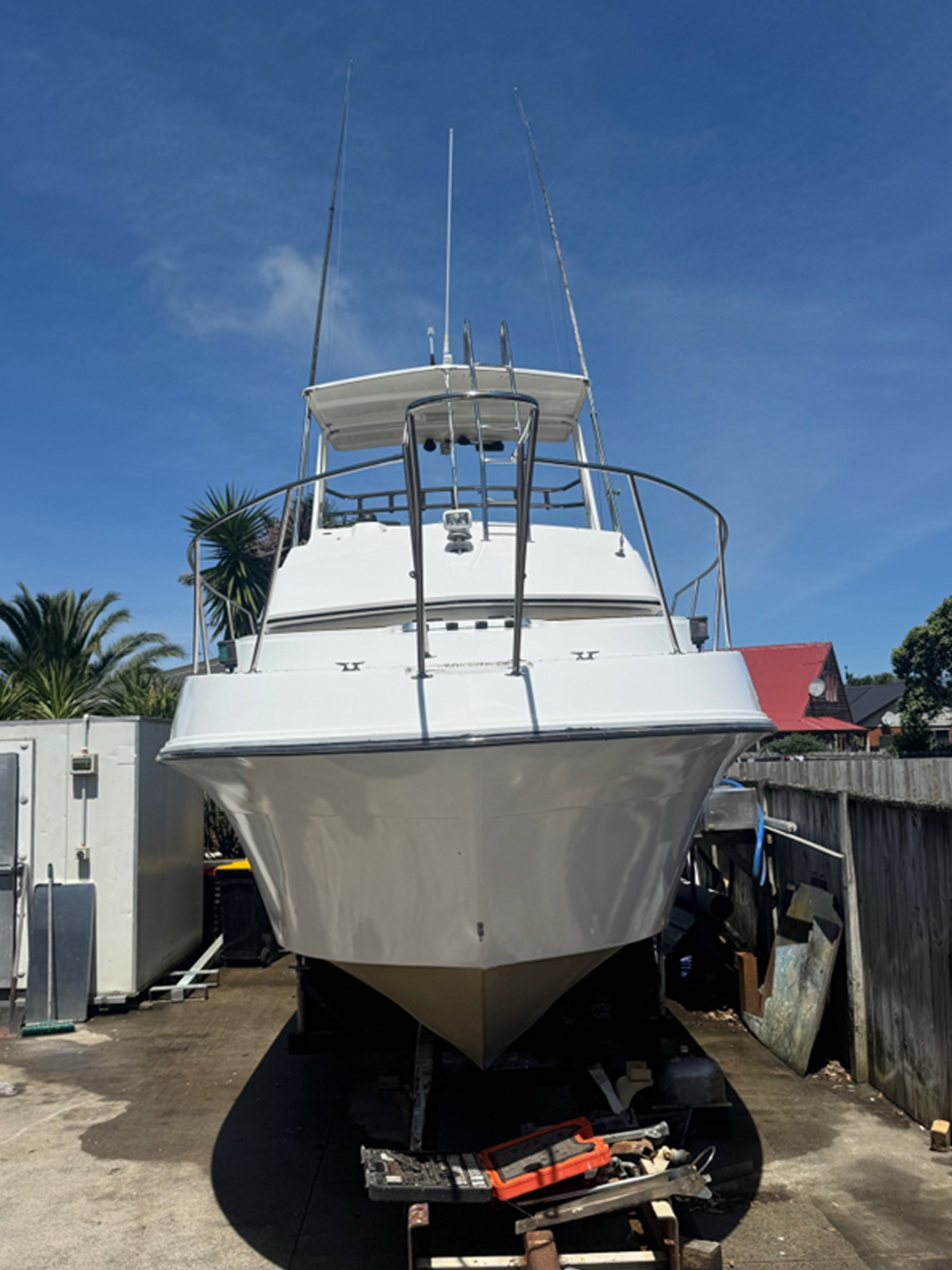 polishing and waxing your boat
